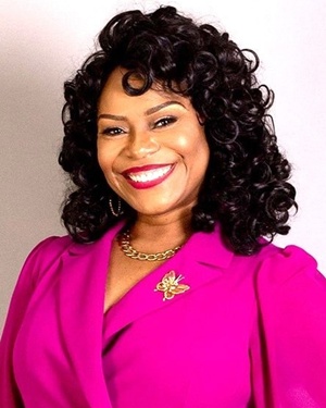 Professional-Headshot-2.2024jpg